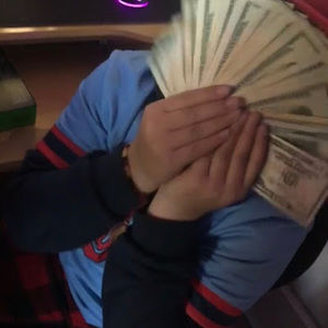 Meet your Posher, Julian